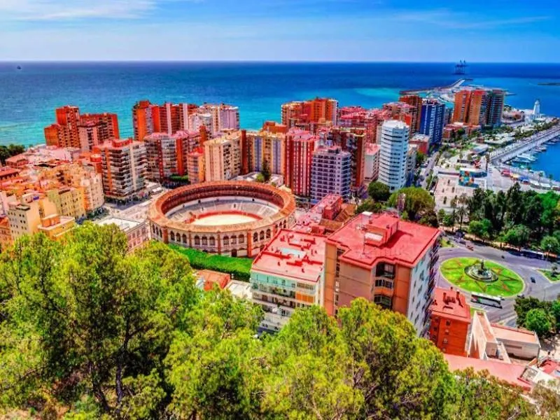 Malaga 101679 3 Bedroom Apartment By Mo Rentals
